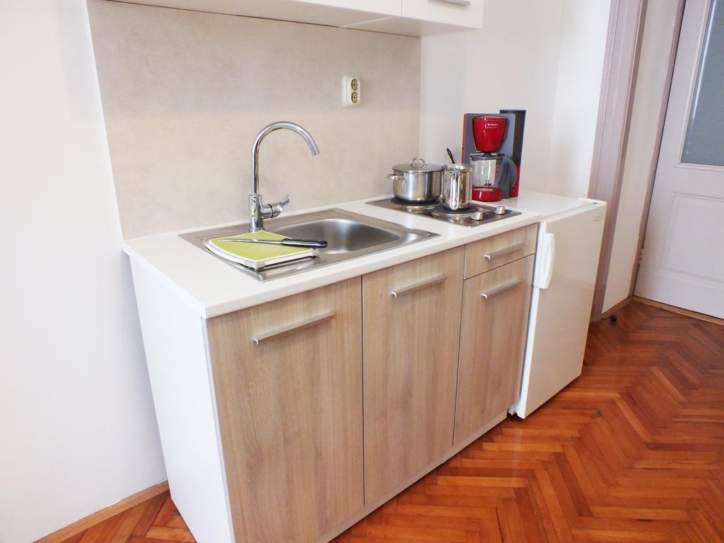 Apartman Draguc Пула Екстериор снимка